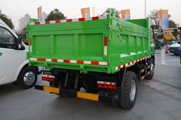 ���������D6 2.4L���� 155���� ��ʿ��8�� 3.2�׵�����ж��ͼƬ