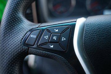 ���������D6 2.4L���� 155���� ��ʿ��8�� 3.2�׵�����ж��ͼƬ