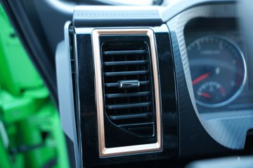 ���������D6 2.4L���� 155���� ��ʿ��8�� 3.2�׵�����ж��ͼƬ