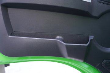 ���������D6 2.4L���� 155���� ��ʿ��8�� 3.2�׵�����ж��ͼƬ