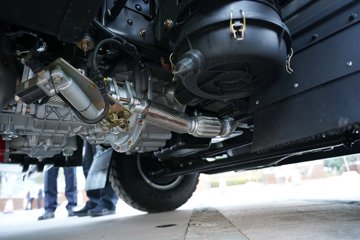 ���������D6 2.4L���� 155���� ��ʿ��8�� 3.2�׵�����ж��ͼƬ