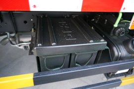 多利卡D6&nbsp;自卸车底盘                                                图片