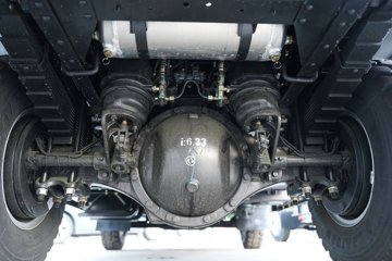 ���������D6 2.4L���� 155���� ��ʿ��8�� 3.2�׵�����ж��ͼƬ