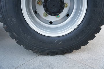 ���������D6 2.4L���� 155���� ��ʿ��8�� 3.2�׵�����ж��ͼƬ