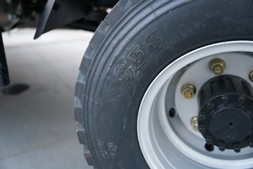 ���������D6 2.4L���� 155���� ��ʿ��8�� 3.2�׵�����ж��ͼƬ