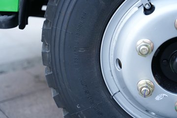 ���������D6 2.4L���� 155���� ��ʿ��8�� 3.2�׵�����ж��ͼƬ