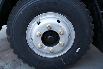 ���������D6 2.4L���� 155���� ��ʿ��8�� 3.2�׵�����ж��ͼƬ