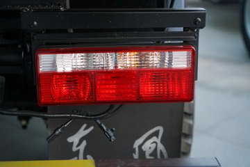 ���������D6 2.4L���� 155���� ��ʿ��8�� 3.2�׵�����ж��ͼƬ