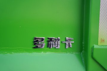 ���������D6 2.4L���� 155���� ��ʿ��8�� 3.2�׵�����ж��ͼƬ