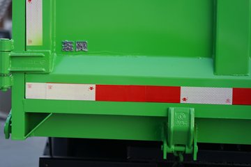 ���������D6 2.4L���� 155���� ��ʿ��8�� 3.2�׵�����ж��ͼƬ