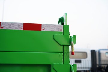 ���������D6 2.4L���� 155���� ��ʿ��8�� 3.2�׵�����ж��ͼƬ