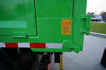 ���������D6 2.4L���� 155���� ��ʿ��8�� 3.2�׵�����ж��ͼƬ