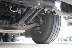 陕汽德龙H6000E 6X4 纯电动牵引车 400kWh