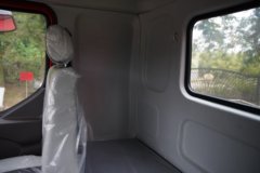 东风柳汽乘龙L3 4.3L柴油 240马力 6X2R 法士特10档 4.5米自卸车 东风柳汽乘龙L3 4.3L柴油 240马力 6X2R 法士特10档 4.5米自卸车