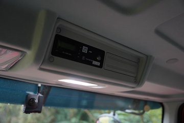 ������������L3 4.3L���� 240���� 6X2R ��ʿ��10�� 4.5����ж��ͼƬ