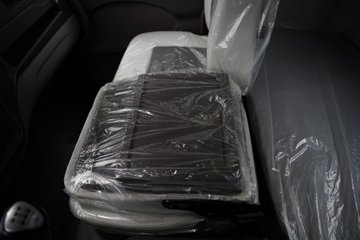 ������������L3 4.3L���� 240���� 6X2R ��ʿ��10�� 4.5����ж��ͼƬ