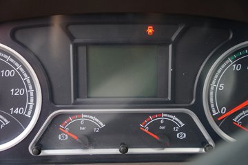 ������������L3 4.3L���� 240���� 6X2R ��ʿ��10�� 4.5����ж��ͼƬ