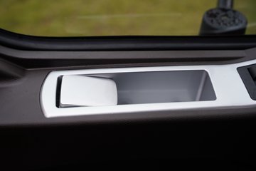 ������������L3 4.3L���� 240���� 6X2R ��ʿ��10�� 4.5����ж��ͼƬ