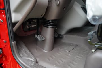 ������������L3 4.3L���� 240���� 6X2R ��ʿ��10�� 4.5����ж��ͼƬ