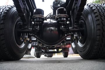 ������������L3 4.3L���� 240���� 6X2R ��ʿ��10�� 4.5����ж��ͼƬ