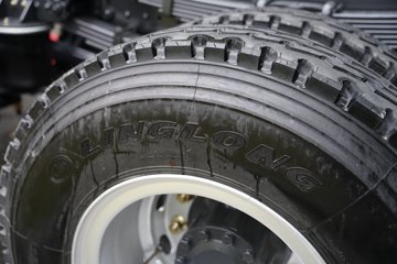 ������������L3 4.3L���� 240���� 6X2R ��ʿ��10�� 4.5����ж��ͼƬ