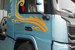 陕汽德龙G6000 菁英版 14L LNG 600马力 6X4 法士特16档 AMT自动档 牵引车