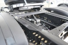 陕汽德龙G6000 菁英版 14L LNG 600马力 6X4 法士特16档 AMT自动档 牵引车