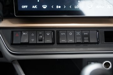 ������������HK 12.9L���� 600���� 8X4 ��ʿ��13�� 6.8����ж��ͼƬ