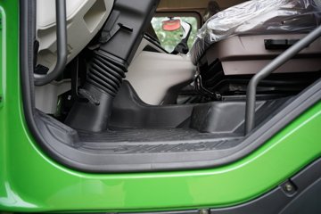 ������������HK 12.9L���� 600���� 8X4 ��ʿ��13�� 6.8����ж��ͼƬ