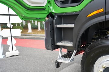 ������������HK 12.9L���� 600���� 8X4 ��ʿ��13�� 6.8����ж��ͼƬ