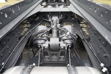 ������������HK 12.9L���� 600���� 8X4 ��ʿ��13�� 6.8����ж��ͼƬ