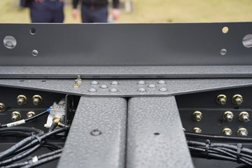 ������������HK 12.9L���� 600���� 8X4 ��ʿ��13�� 6.8����ж��ͼƬ