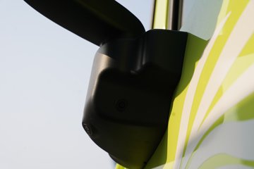 �������ó� �Ʒ�� 6X4 ���ʽ���̻�϶���ǣ���� �д��º�400kWhͼƬ