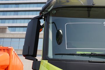 �������ó� �Ʒ�� 6X4 ���ʽ���̻�϶���ǣ���� �д��º�400kWhͼƬ