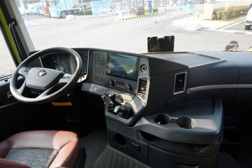 �������ó� �Ʒ�� 6X4 ���ʽ���̻�϶���ǣ���� �д��º�400kWhͼƬ