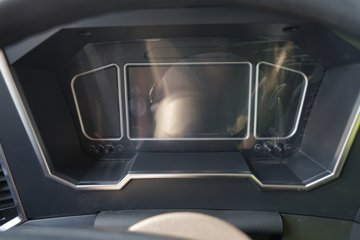 �������ó� �Ʒ�� 6X4 ���ʽ���̻�϶���ǣ���� �д��º�400kWhͼƬ