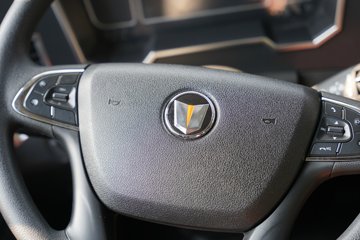 �������ó� �Ʒ�� 6X4 ���ʽ���̻�϶���ǣ���� �д��º�400kWhͼƬ