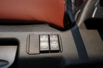 �������ó� �Ʒ�� 6X4 ���ʽ���̻�϶���ǣ���� �д��º�400kWhͼƬ