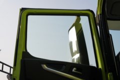 奇瑞商用车 云凤凰 6X4 插电式增程混合动力牵引车 中创新航400kWh