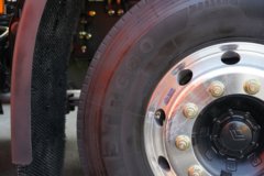 奇瑞商用车 云凤凰 6X4 插电式增程混合动力牵引车 中创新航400kWh