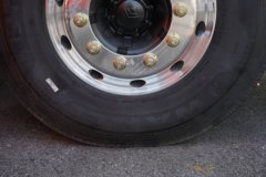 奇瑞商用车 云凤凰 6X4 插电式增程混合动力牵引车 中创新航400kWh