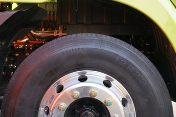 �������ó� �Ʒ�� 6X4 ���ʽ���̻�϶���ǣ���� �д��º�400kWhͼƬ