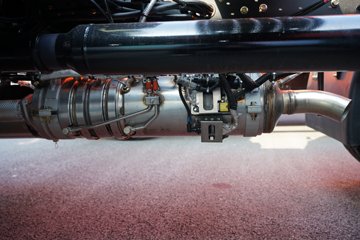 �������ó� �Ʒ�� 6X4 ���ʽ���̻�϶���ǣ���� �д��º�400kWhͼƬ