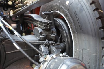 �������ó� �Ʒ�� 6X4 ���ʽ���̻�϶���ǣ���� �д��º�400kWhͼƬ