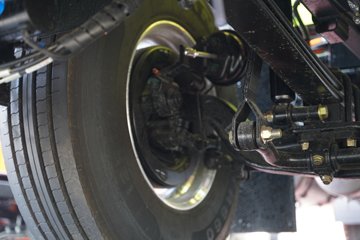 �������ó� �Ʒ�� 6X4 ���ʽ���̻�϶���ǣ���� �д��º�400kWhͼƬ