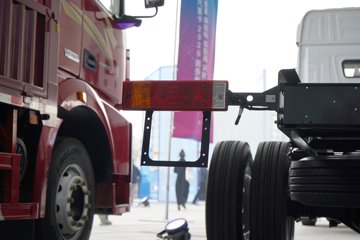 ��������M5000C 4.5L���� 280���� 4X2 ������8�� 9.8����ʽ�ػ���ͼƬ