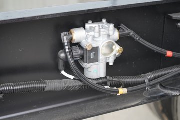 ��������M5000C 4.5L���� 280���� 4X2 ������8�� 9.8����ʽ�ػ���ͼƬ