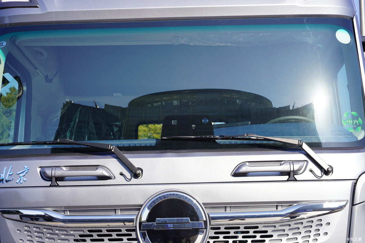 �����ؿ�i׷�� 6X4 ��϶���ǣ���� ΢��29.54kWh���