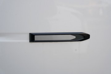 �������ó� ����K5 2�� ���綯��ջ��� 36.8kWhͼƬ