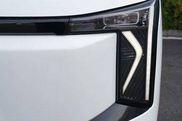 �������ó� ����K5 2�� ���綯��ջ��� 36.8kWhͼƬ